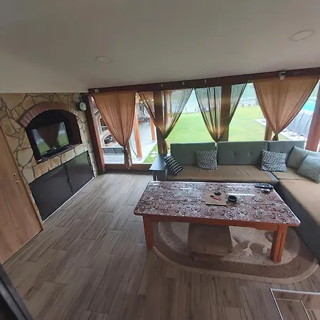 Nyaraló Kuca Za Odmor 