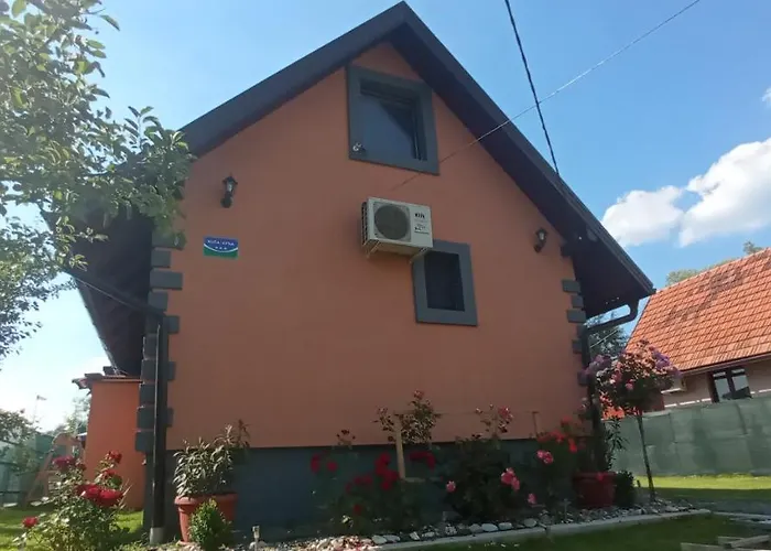 Dom wakacyjny Kuca Za Odmor 